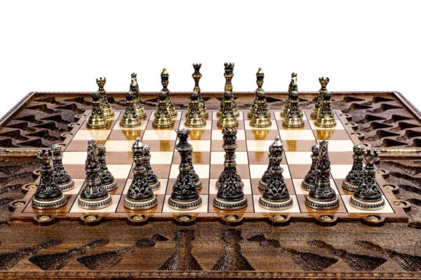 Skrautleg Bas-Relief Chess Classic .