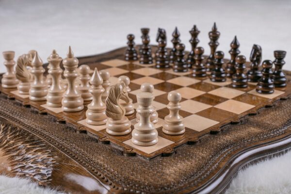 Skák - Kotra með Ararat Wood Luxury Board