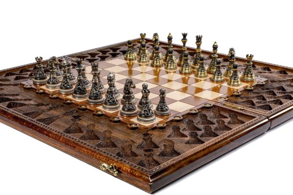 Skrautleg Bas-Relief Chess Classic .