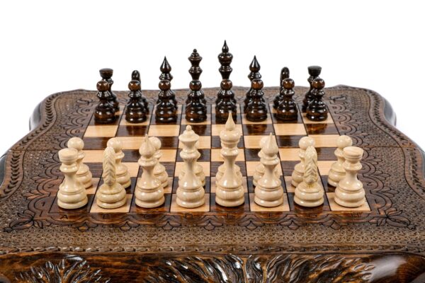 Skák með höfundarréttarvarið Mount Ararat Outline Luxury Wood Board